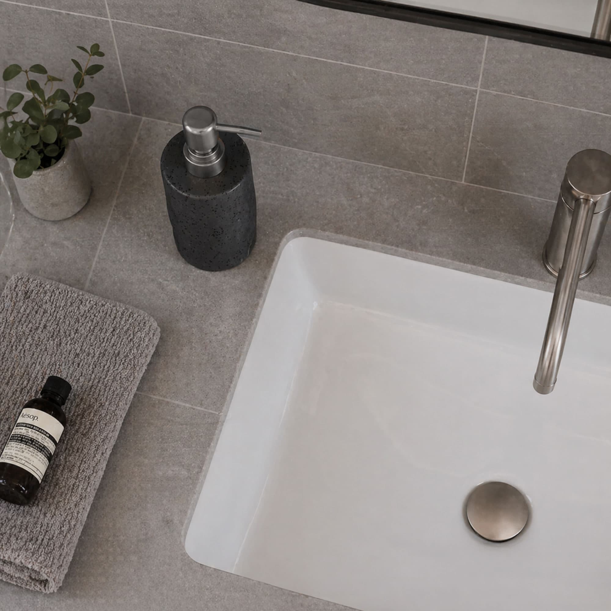 Ντισπένσερ Επικαθήμενο MRShome DF-0095004 Stoneware 300ml Μαύρο 6U 9x7,3x17,5cm - 3