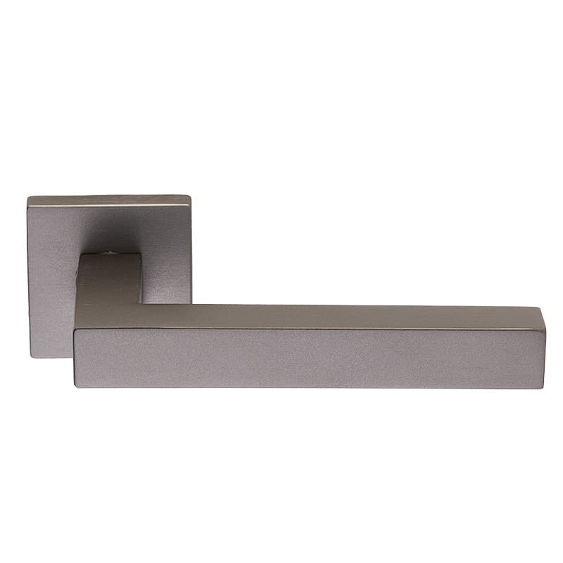 Πόμολα Πόρτας με Ροζέτα Zogometal 2232 Graphite Smoked