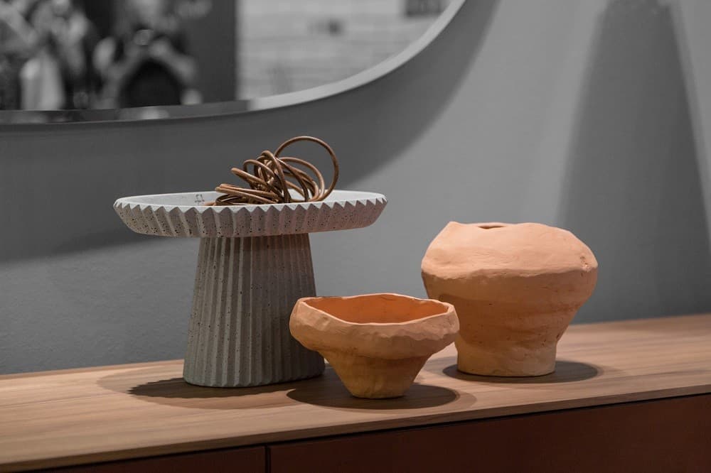 Urbi Et Orbi Siman Cake Stand Lifestyle 2