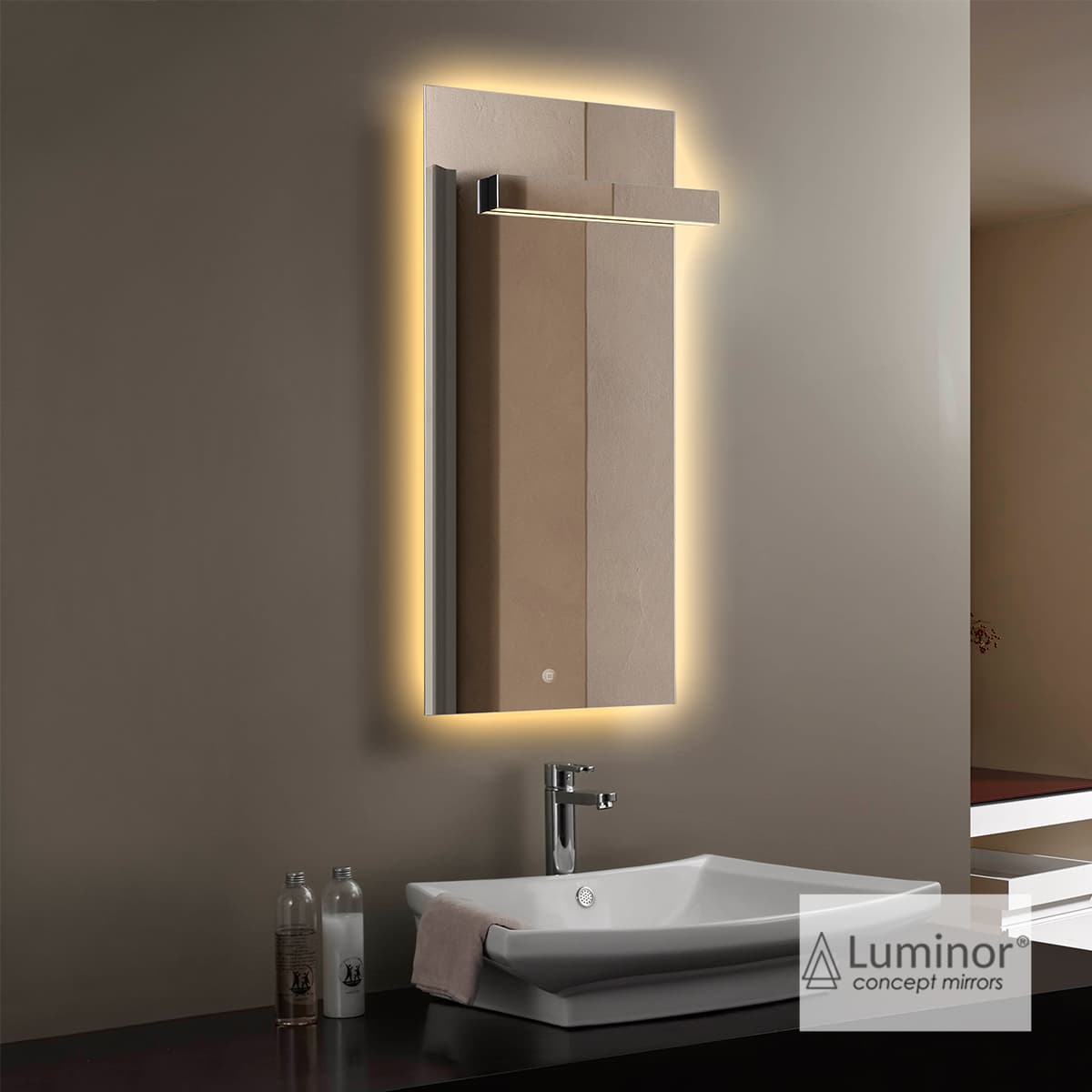 Καθρέπτης μπάνιου με Led & απλίκα Luminor Clip 50 50x110cm